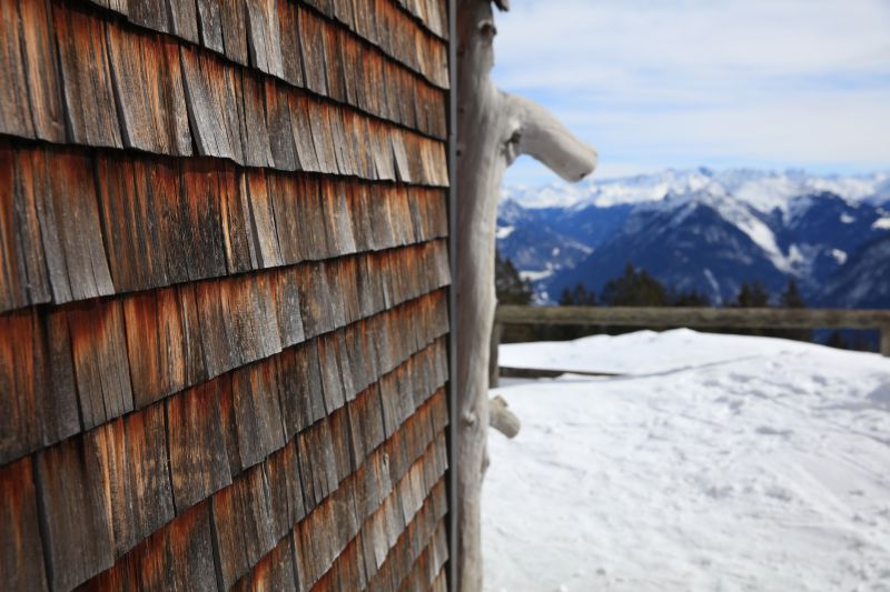 Winter Challenges for Siding